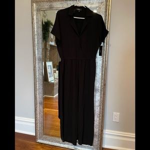 NWT Lulu’s Large Black short sleeve jumpsuit with belt and side pockets! Large